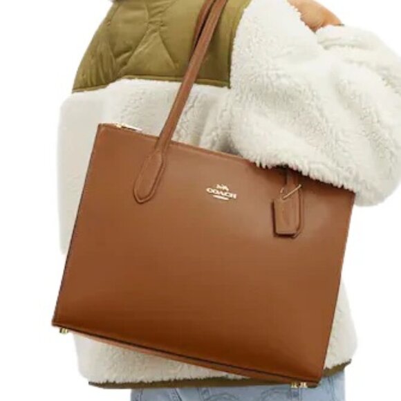 Coach Nina Tote Bag - Picture 4 of 6